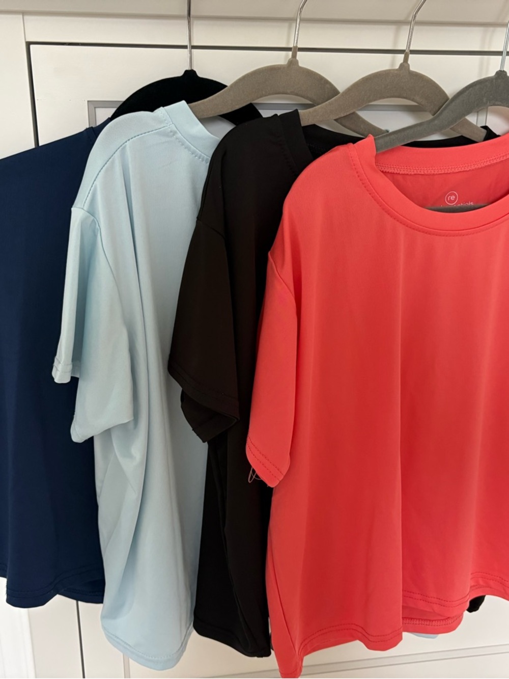 4-PACK women’s Real Essentials athletic crewneck tee